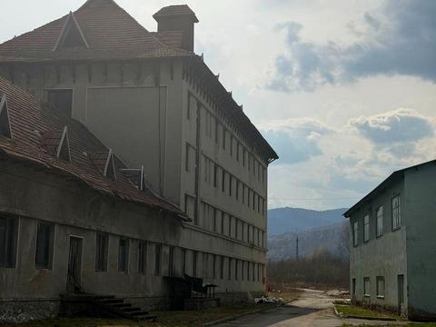 комерційна за адресою 16 - го липня, 11