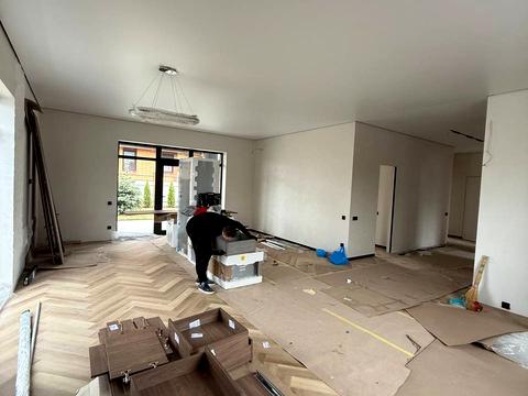 дом по адресу Киев, Центральная ул.