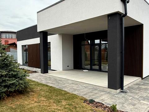 дом по адресу Киев, Центральная ул.