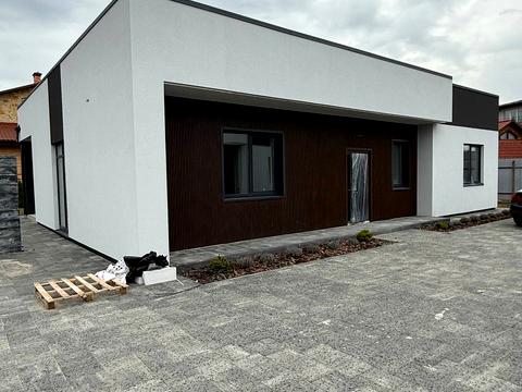 дом по адресу Киев, Центральная ул.