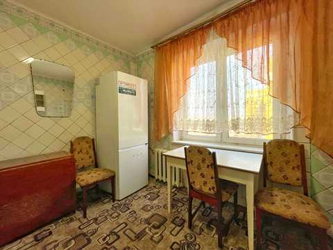 квартира за адресою Добровольців пров., 6