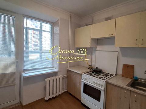 квартира по адресу Героев Крут бульв. (Героїв Сталінграду), 13