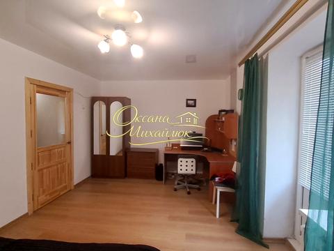 квартира по адресу Героев Крут бульв. (Героїв Сталінграду), 13