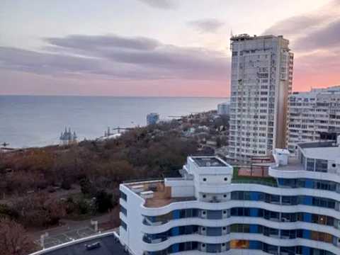 квартира по адресу Литературная ул., 1а