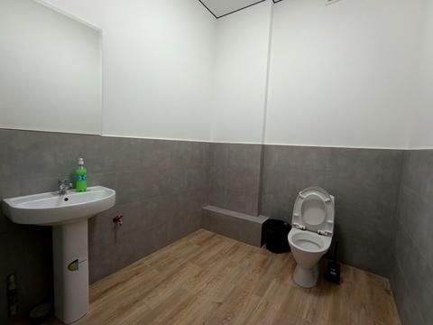 коммерческая по адресу Торговица ул., (Будинок)