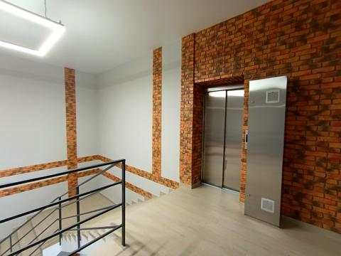 коммерческая по адресу Торговица ул., (Будинок)