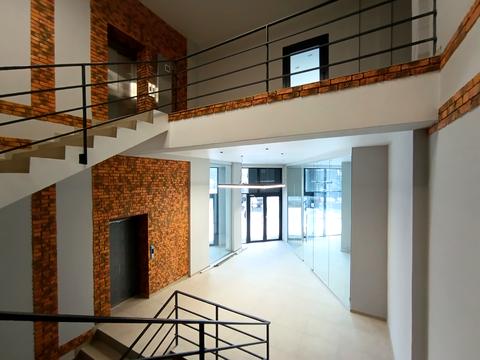 коммерческая по адресу Торговица ул., (Будинок)