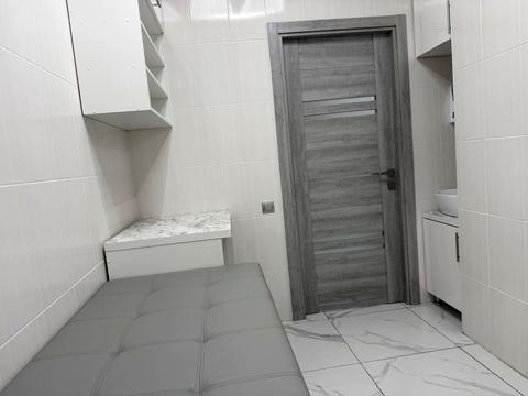 комерційна за адресою Свободи вул., 20/3