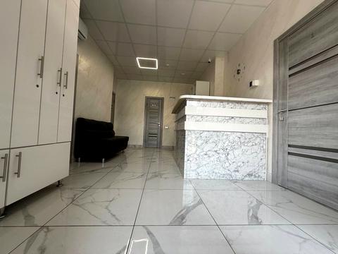 комерційна за адресою Свободи вул., 20/3