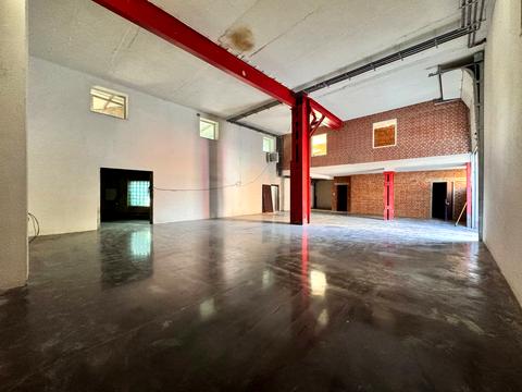 комерційна за адресою Жовківська вул. (Декабристів), 22