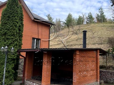 будинок за адресою Суворова вул.