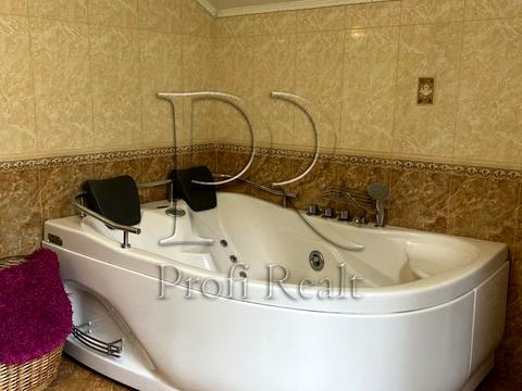 будинок за адресою Суворова вул.