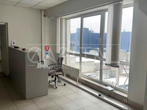 комерційна за адресою Березняківська вул., 38