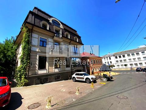 комерційна за адресою Київ, Покровська вул., 9А