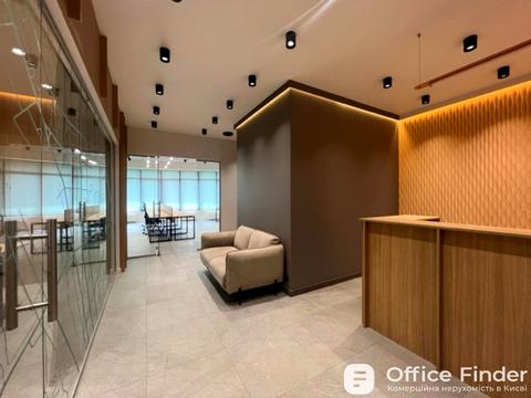 комерційна за адресою Кловський узвіз, 7a