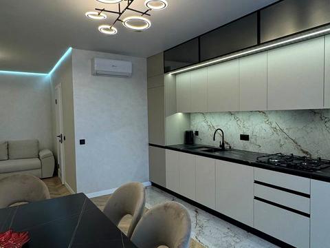 квартира по адресу Степана Бандеры ул., (Будинок 4)