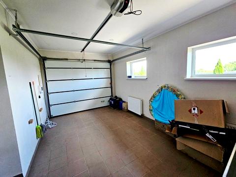 будинок за адресою Богдана Хмельницького