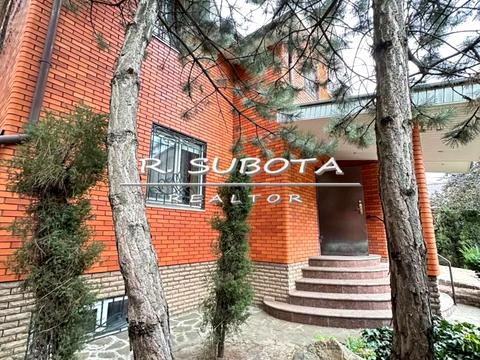 будинок за адресою Гельсінська вул. (Далекосхідна)