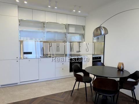 квартира за адресою Дніпровська набережна вул., 15-Д