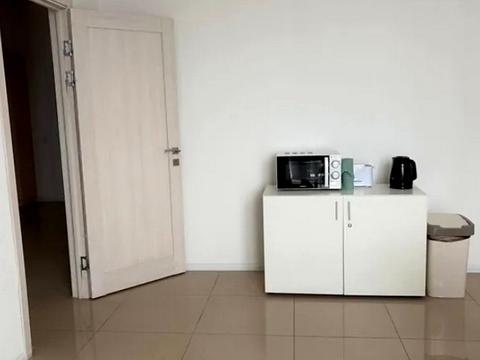 комерційна за адресою Трускавецька вул., 8