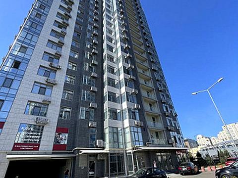 комерційна за адресою Трускавецька вул., 8