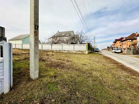 ділянка за адресою Черняхівського вул.