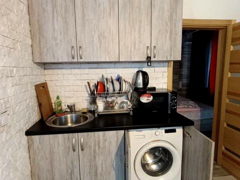 комерційна за адресою Червоної Калини просп. (Володимира Маяковського), 4