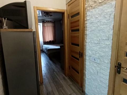 комерційна за адресою Червоної Калини просп. (Володимира Маяковського), 4