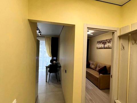 квартира за адресою Київська вул. (107-ї Кременецької Дивізії), 14а