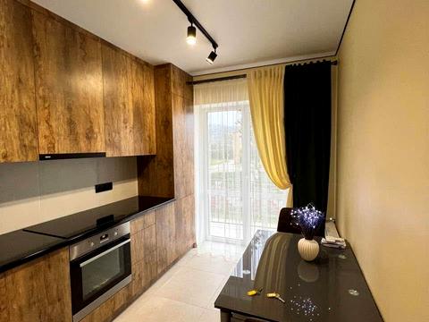 квартира за адресою Київська вул. (107-ї Кременецької Дивізії), 14а