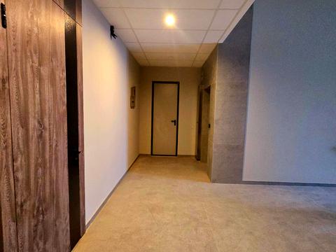 квартира за адресою Салютна вул., (Будинок 03701-03705)