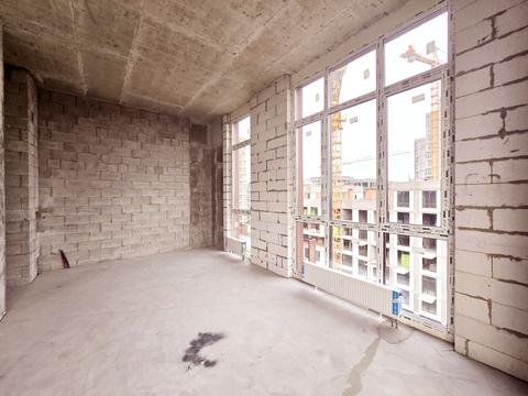 квартира за адресою Салютна вул., (Будинок 03701-03705)
