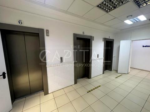 комерційна за адресою Вацлава Гавела бульв. (Івана Лепсе), 6з