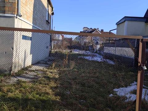 будинок за адресою Центральна вул.