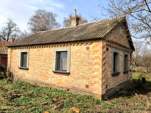 будинок за адресою Шкільна