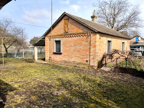 будинок за адресою Шкільна