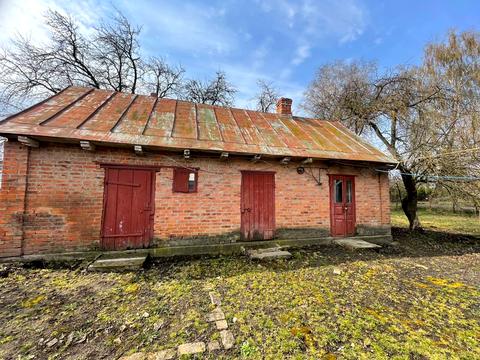 будинок за адресою Шкільна