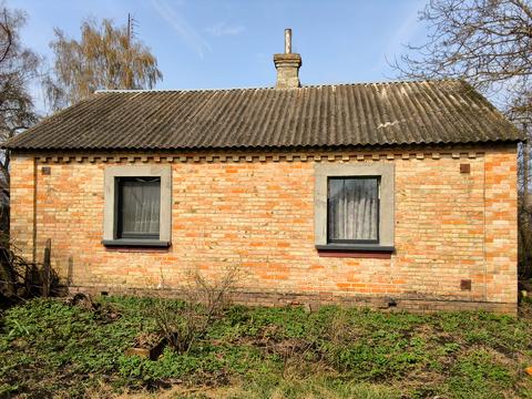 будинок за адресою Шкільна