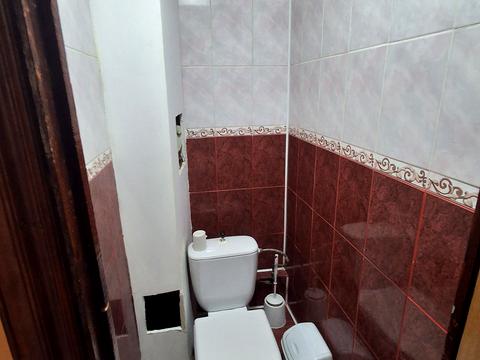 комерційна за адресою Злуки просп., 27