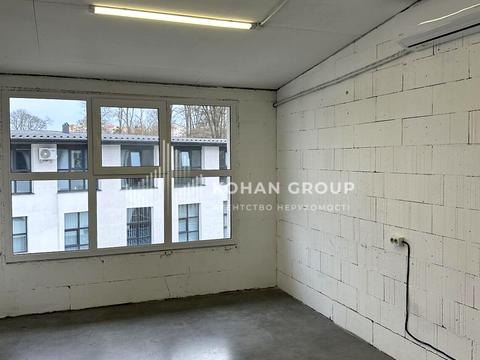 коммерческая по адресу Толстого Льва ул., 5