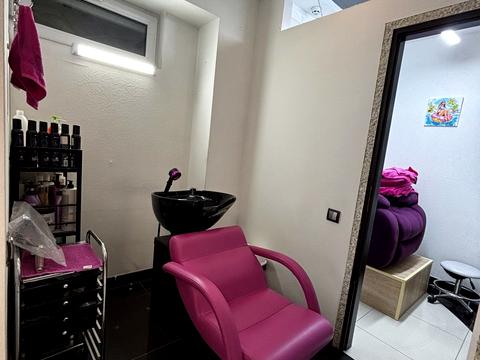 комерційна за адресою Костя Левицького вул. (), 85