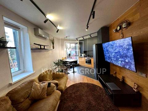 квартира за адресою Літературна вул. (Чехова), 4-А