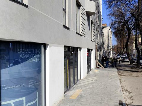 коммерческая по адресу 16-го Июля ул., (Будинок)