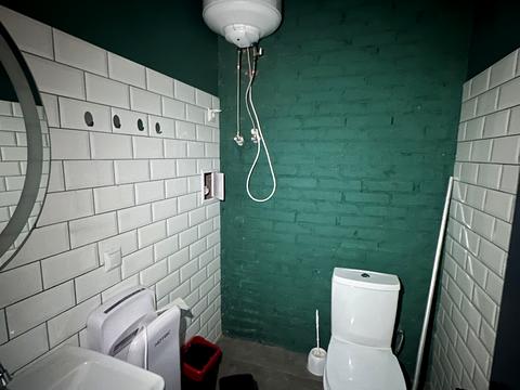 комерційна за адресою Волошкова вул., 43-А