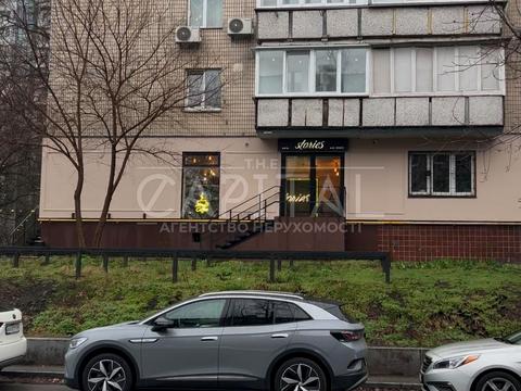 комерційна за адресою Андрія Верхогляда вул. (Михайла Драгомирова), 6-Б
