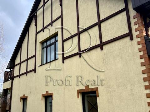 будинок за адресою Стежки вул.