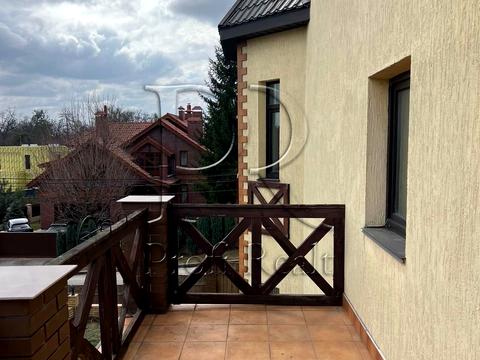 будинок за адресою Стежки вул.