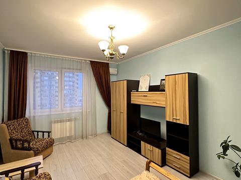 квартира за адресою Юрія Кондратюка вул., 3