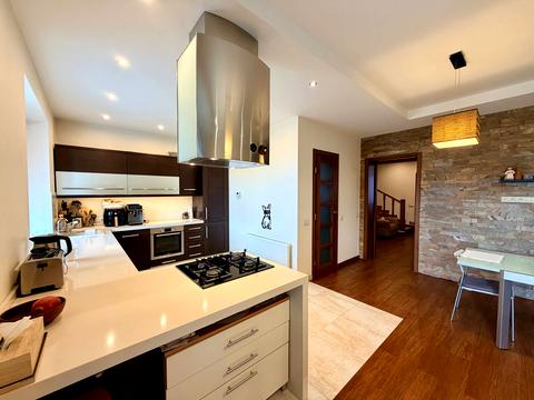 будинок за адресою Київська вул.