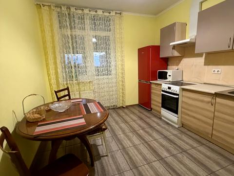 квартира за адресою Любомира Гузара просп. (Космонавта Комарова), 46-В
